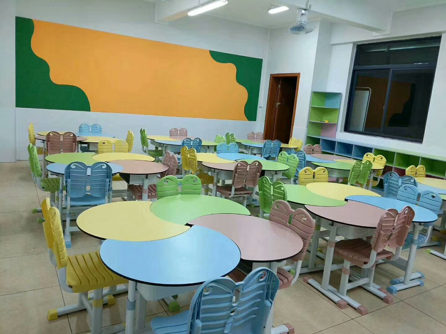 課桌椅K027A+KZ12 課桌椅K027A+KZ12