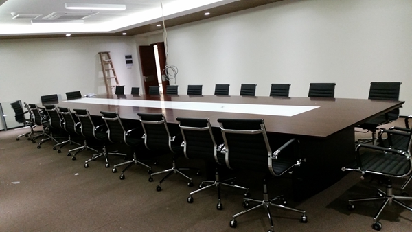 公司會議室會議桌椅布局 公司會議室會議桌椅布局