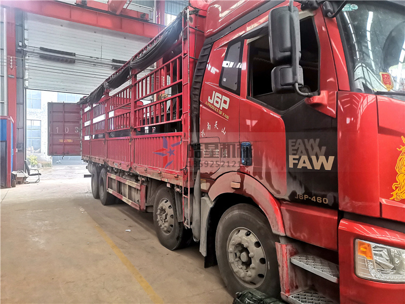 <a href='http://www.xlfefi.cn' target='_blank'><span>鋁合金破碎機</span></a>